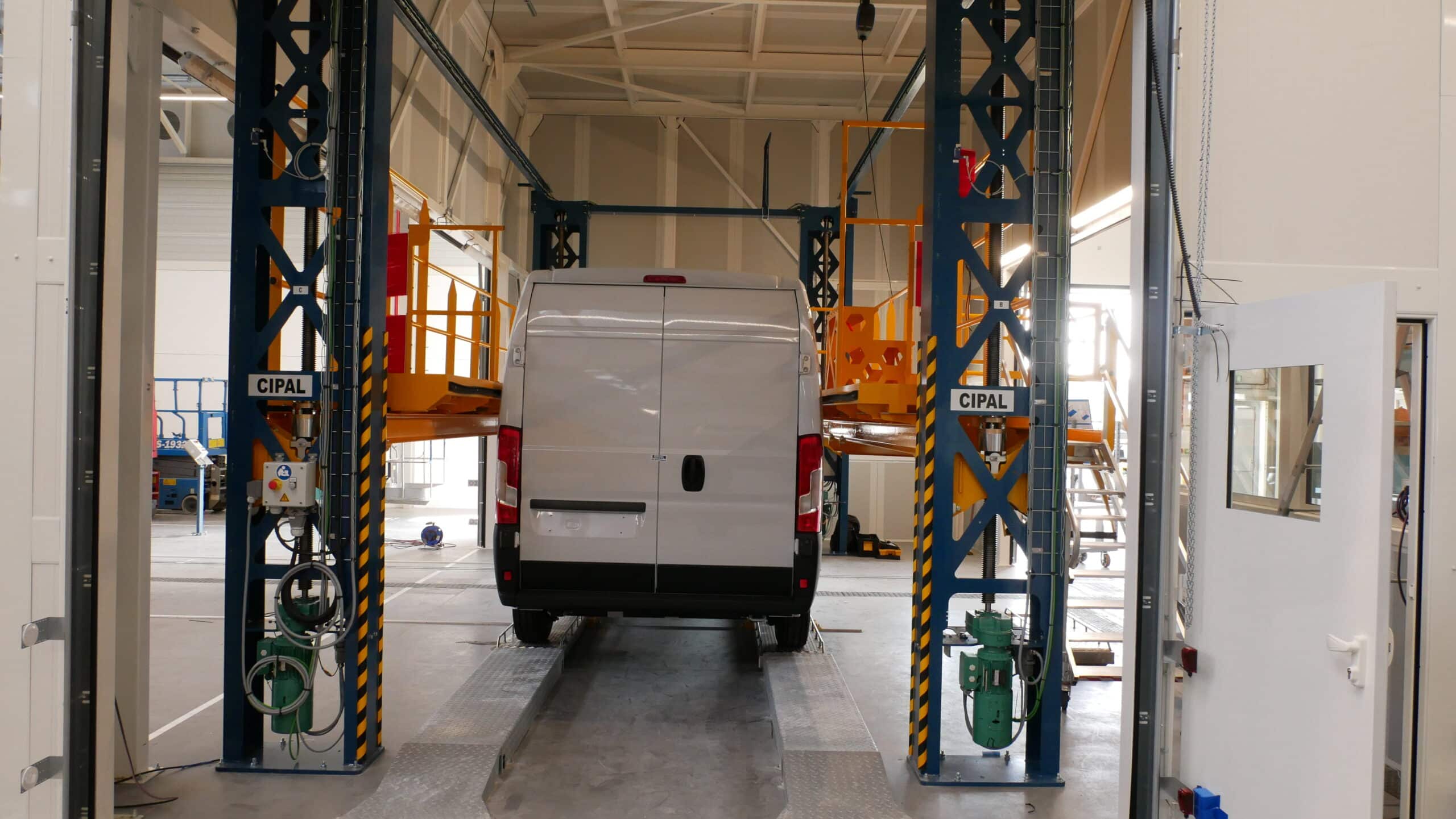 Passerelle industrielle conçue et fabriquée par CIPAL