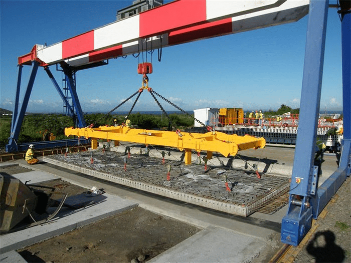 Palonnier pour prédalles conçu et fabriqué par CIPAL